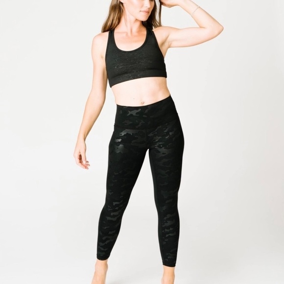 Zyia Active Black Battleship Camo Luxe Leggings Size 6-8 - Picture 1 of 8